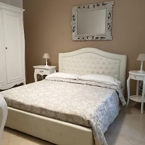 Bed & Breakfast Dimoramuri, Aeroporto di Catania Fontana Rossa